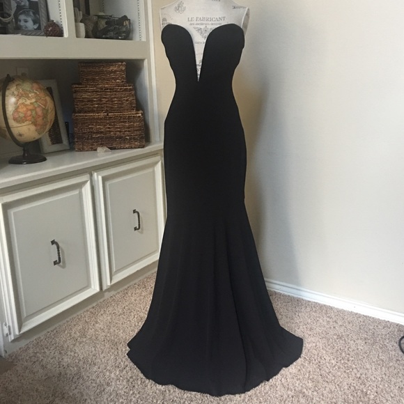 Rubber Ducky Productions, Inc. Dresses & Skirts - Strapless Black Dress